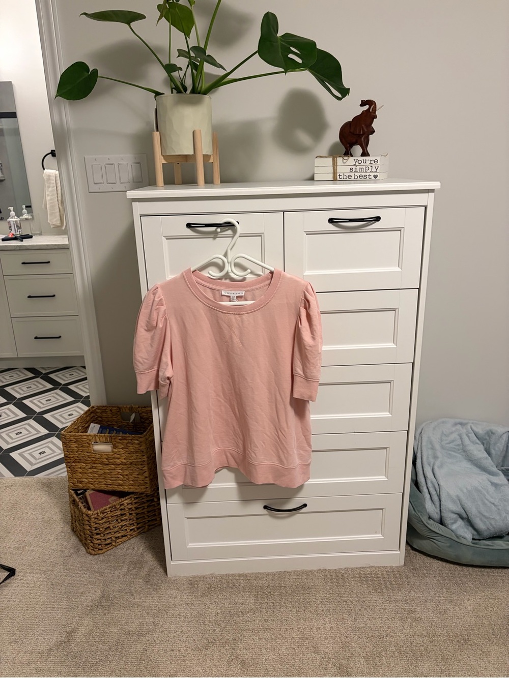 Woman’s Pink Puff-Sleeve Tee